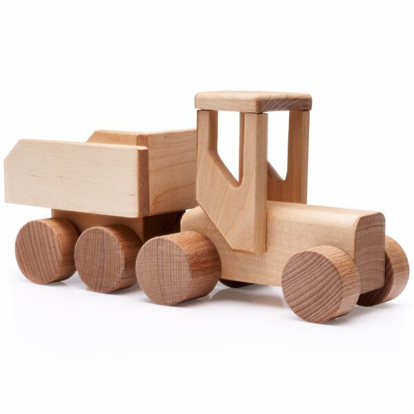 Puidust traktor
