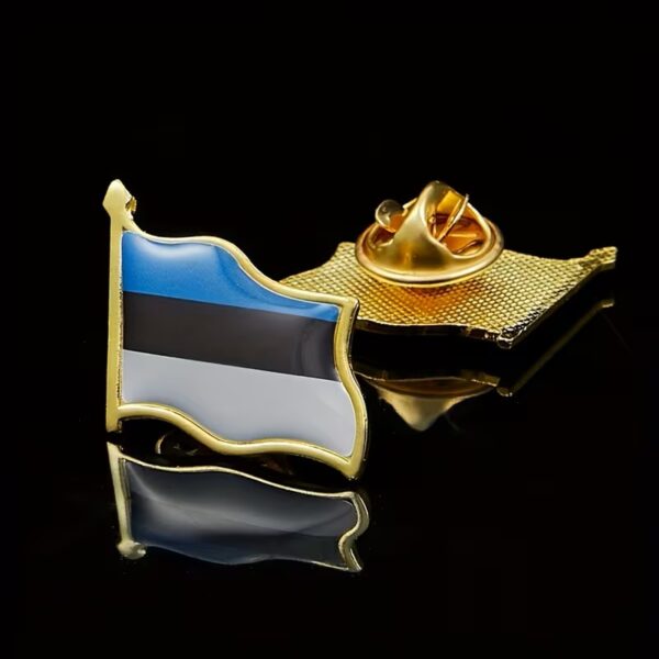 Pross Eesti lipuga